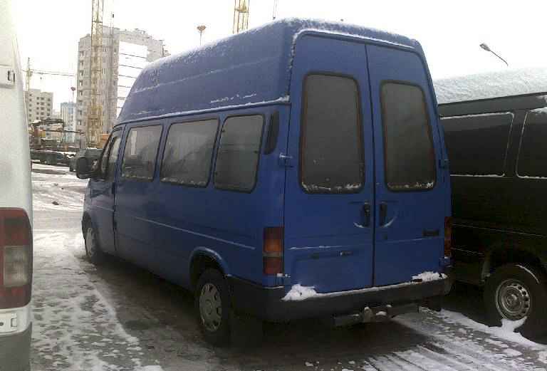 Услуги по заказу микроавтобуса из Домодедова в Москву