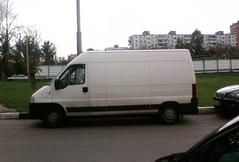 Доставить автотранспортом строительные грузы из Сморгонь в Москва